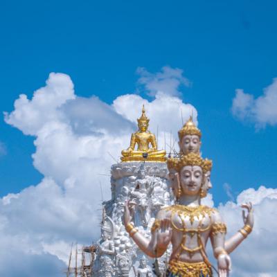 วัดแสงแก้วโพธิญาณ เชียงราย